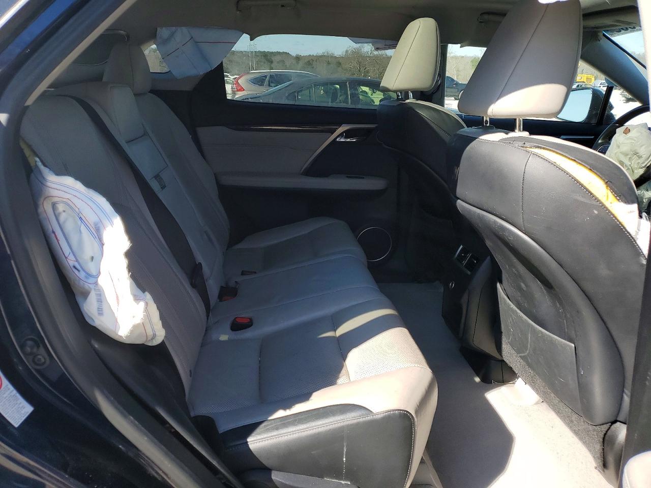 Lexus RX Base