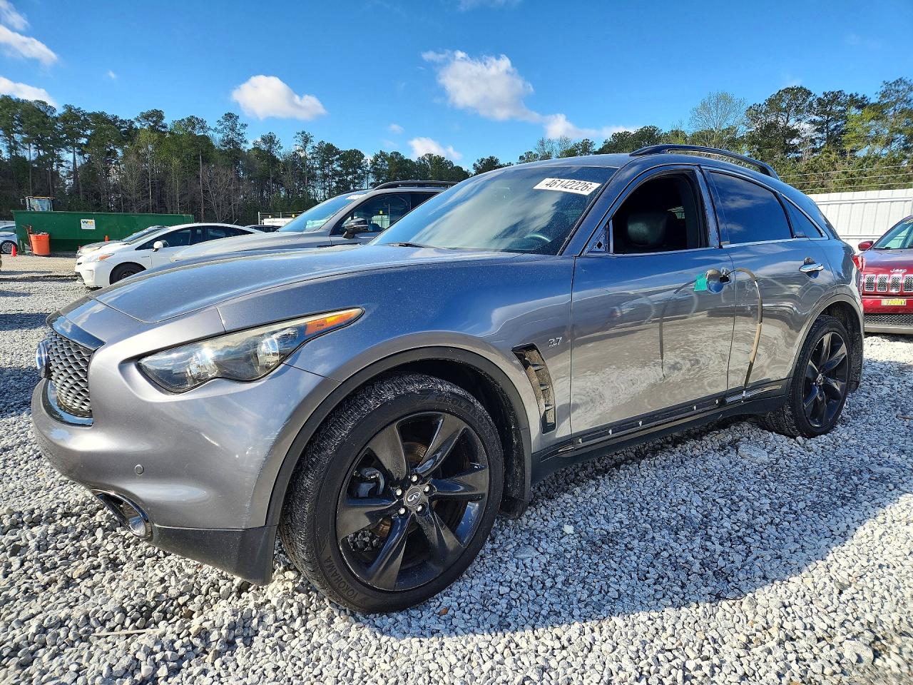 Salvage INFINITI Qx Image