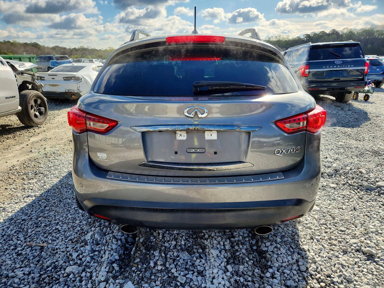 INFINITI Qx