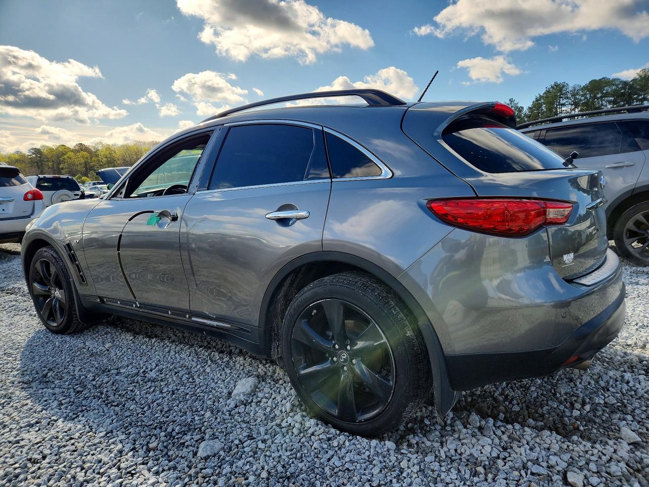 INFINITI Qx