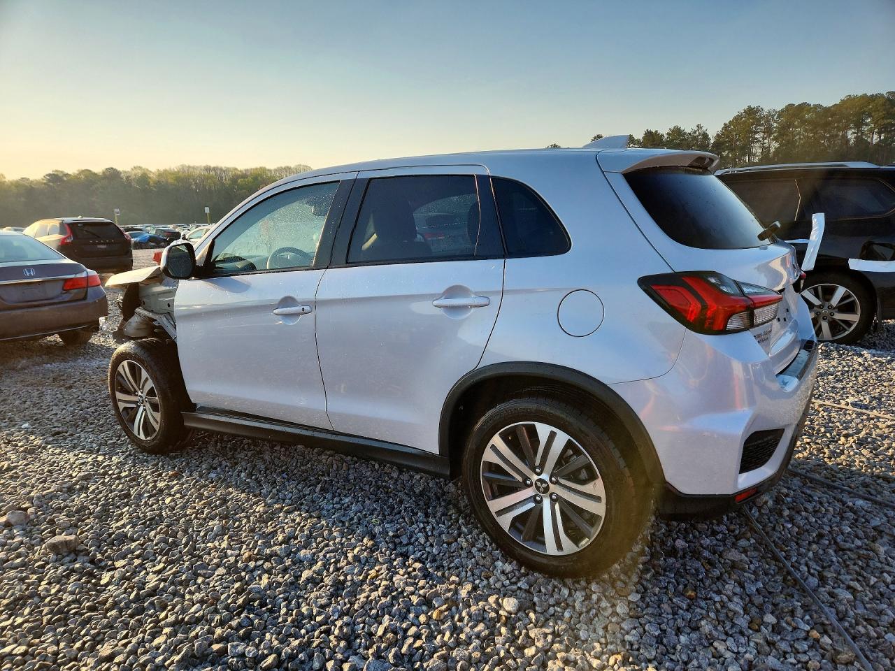 Mitsubishi Outlander S