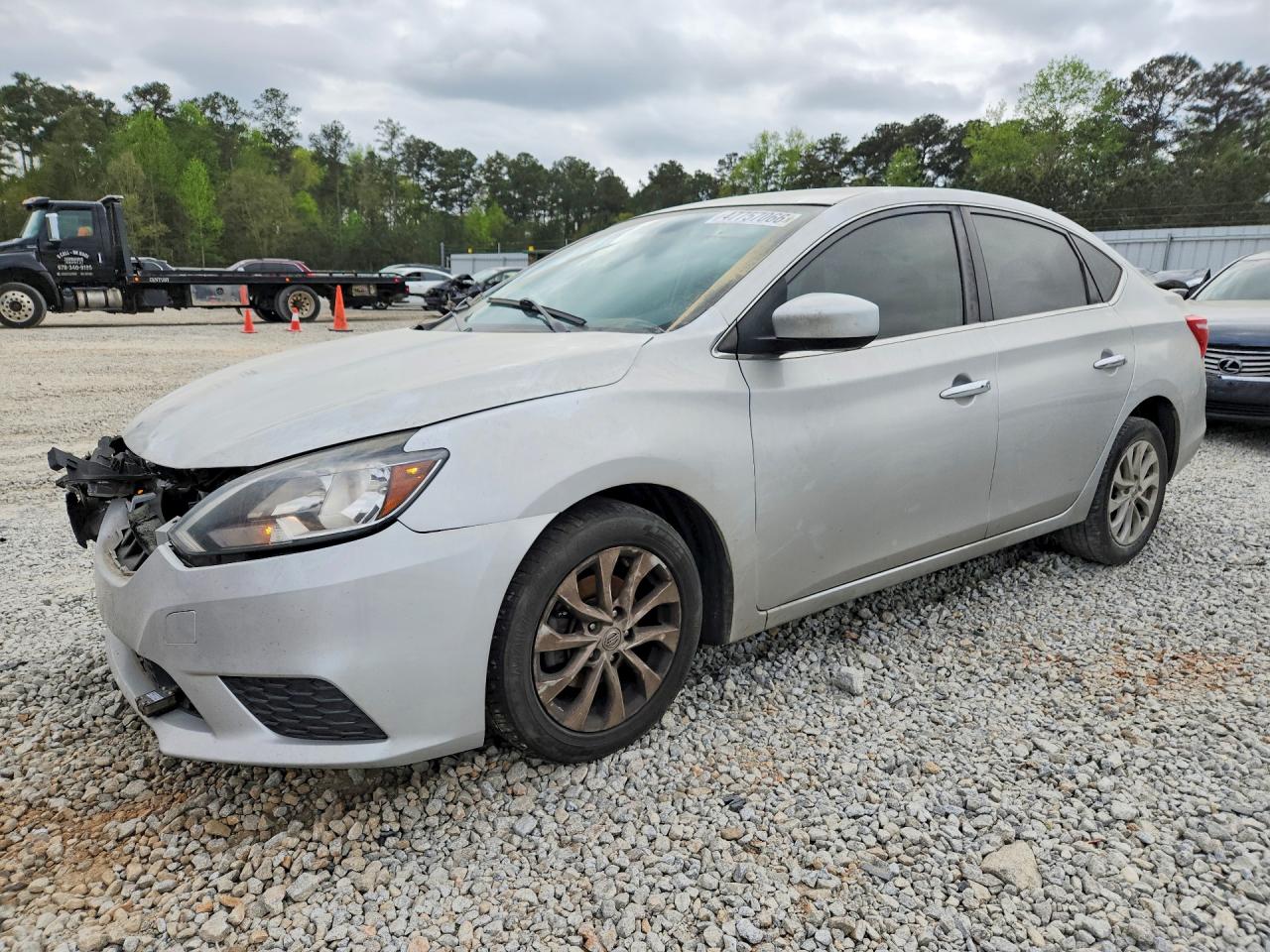 Salvage Nissan Sentra Image