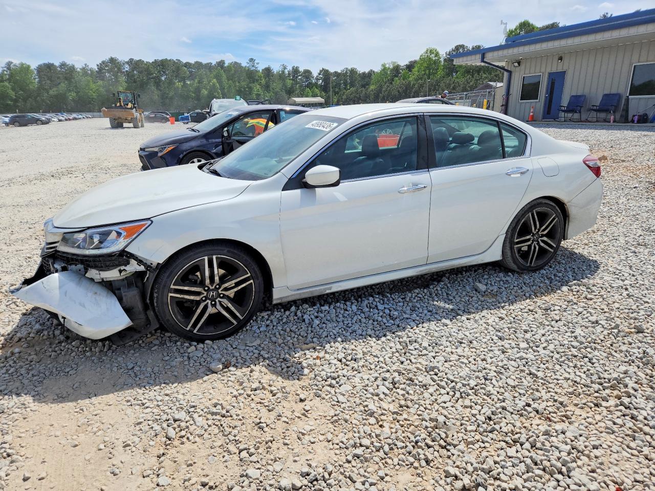 Salvage Honda Accord Image