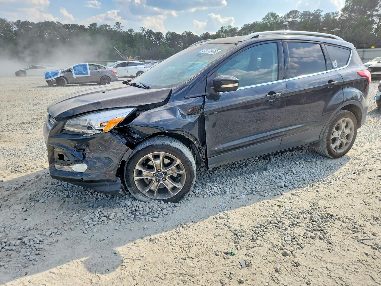 Salvage Ford Escape Image