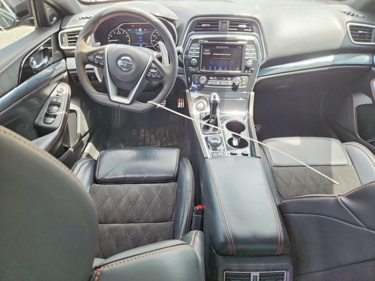 Nissan Maxima Sr