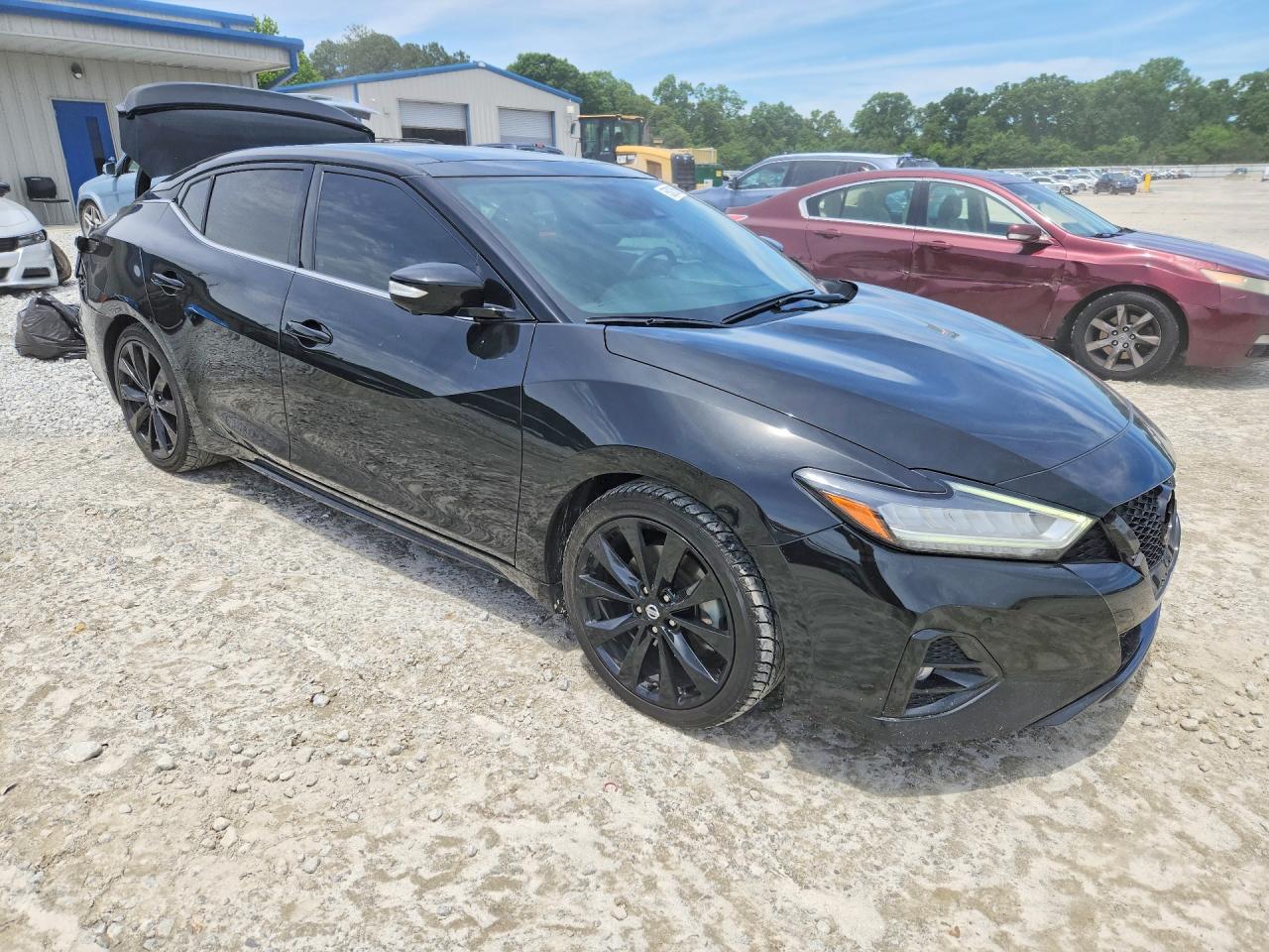 Nissan Maxima Sr