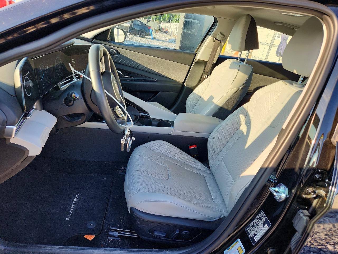 Hyundai ELANTRA Limited