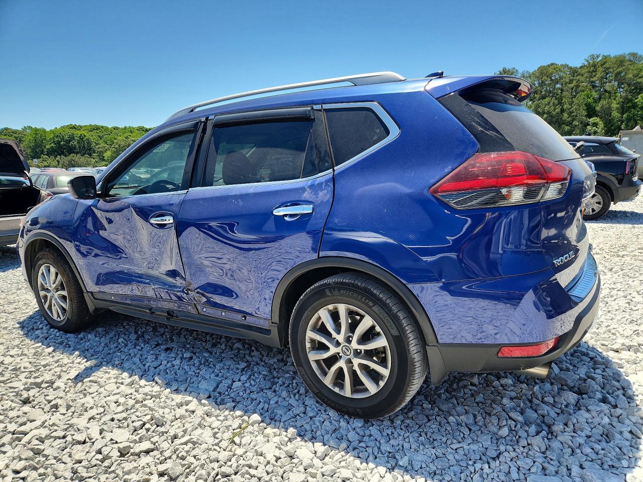 Nissan Rogue Sv