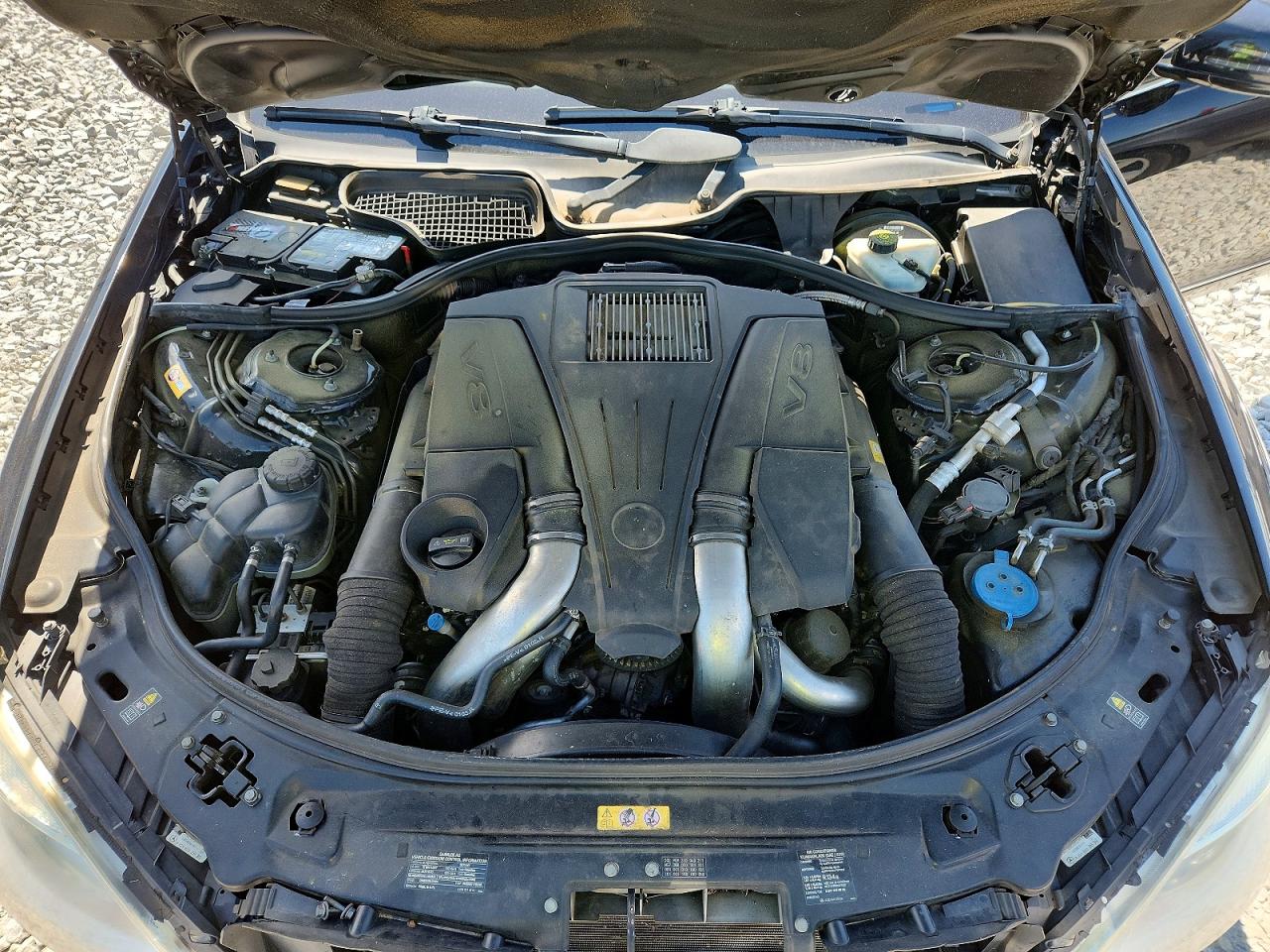 Mercedes-Benz S-Class 550