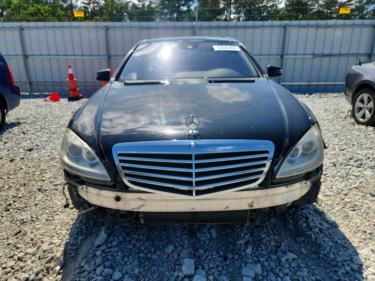 Mercedes-Benz S-Class 550