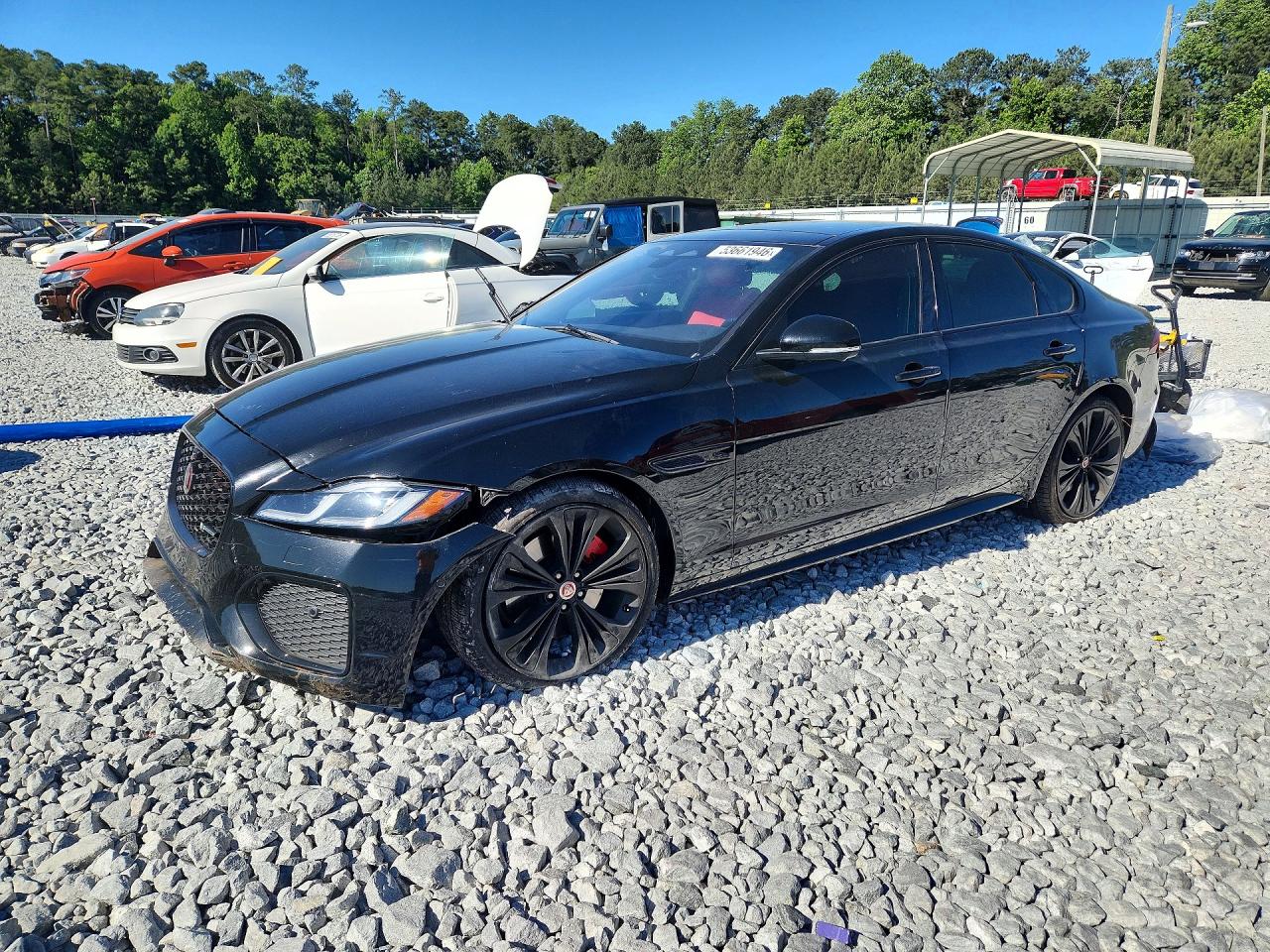 Salvage Jaguar XF Image
