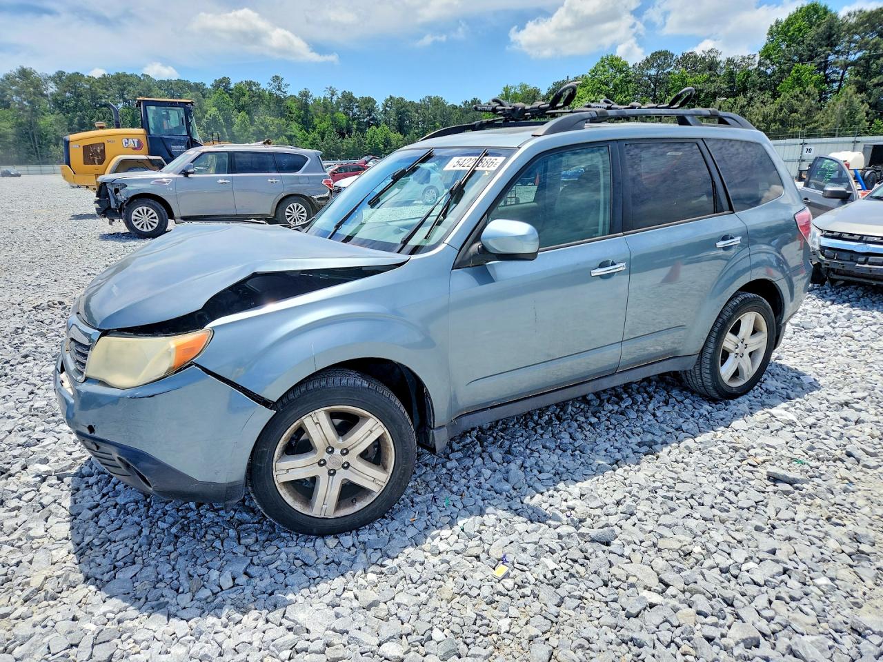 Salvage Subaru Forester Image