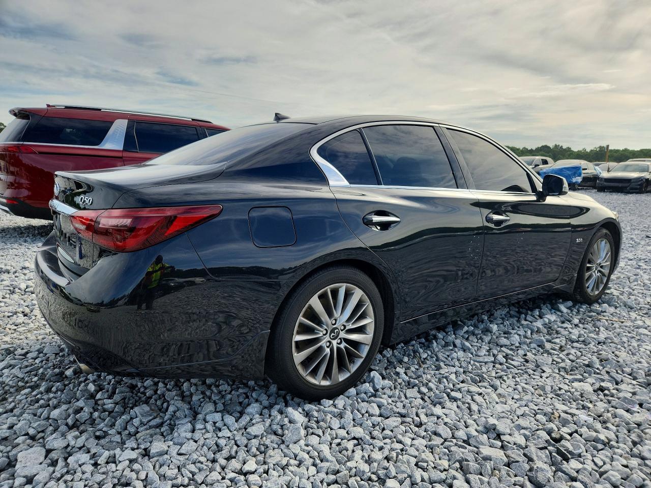 INFINITI Q50 3.0t Luxe