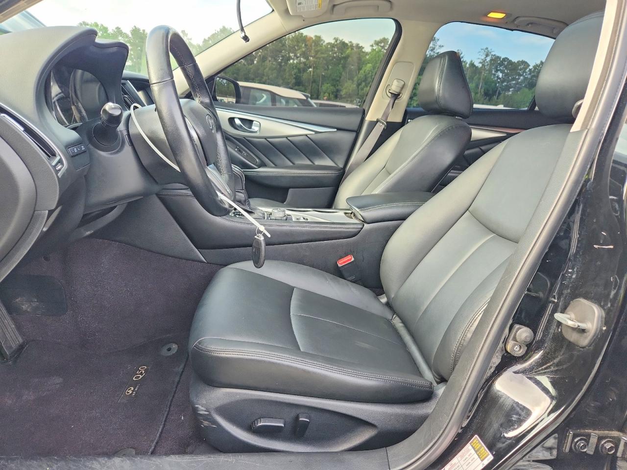 INFINITI Q50 3.0t Luxe