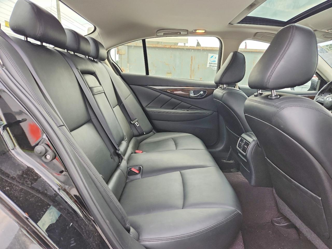 INFINITI Q50 3.0t L 3.0t Luxe