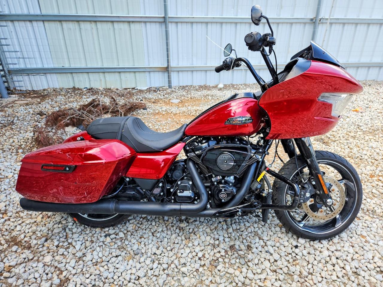 Salvage Harley-Davidson Fl Image