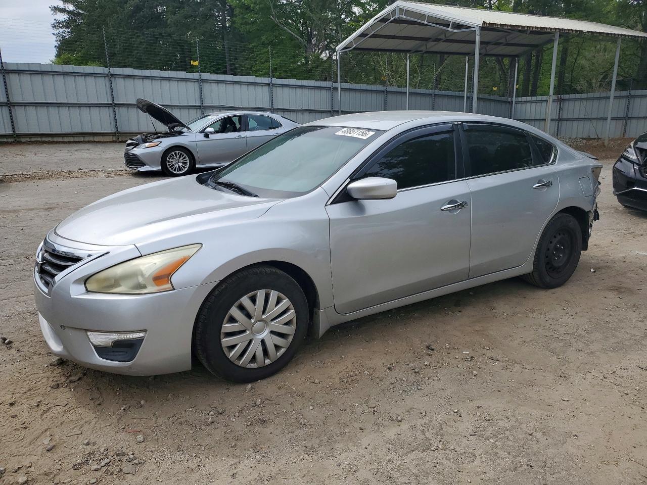 Salvage Nissan Altima Image