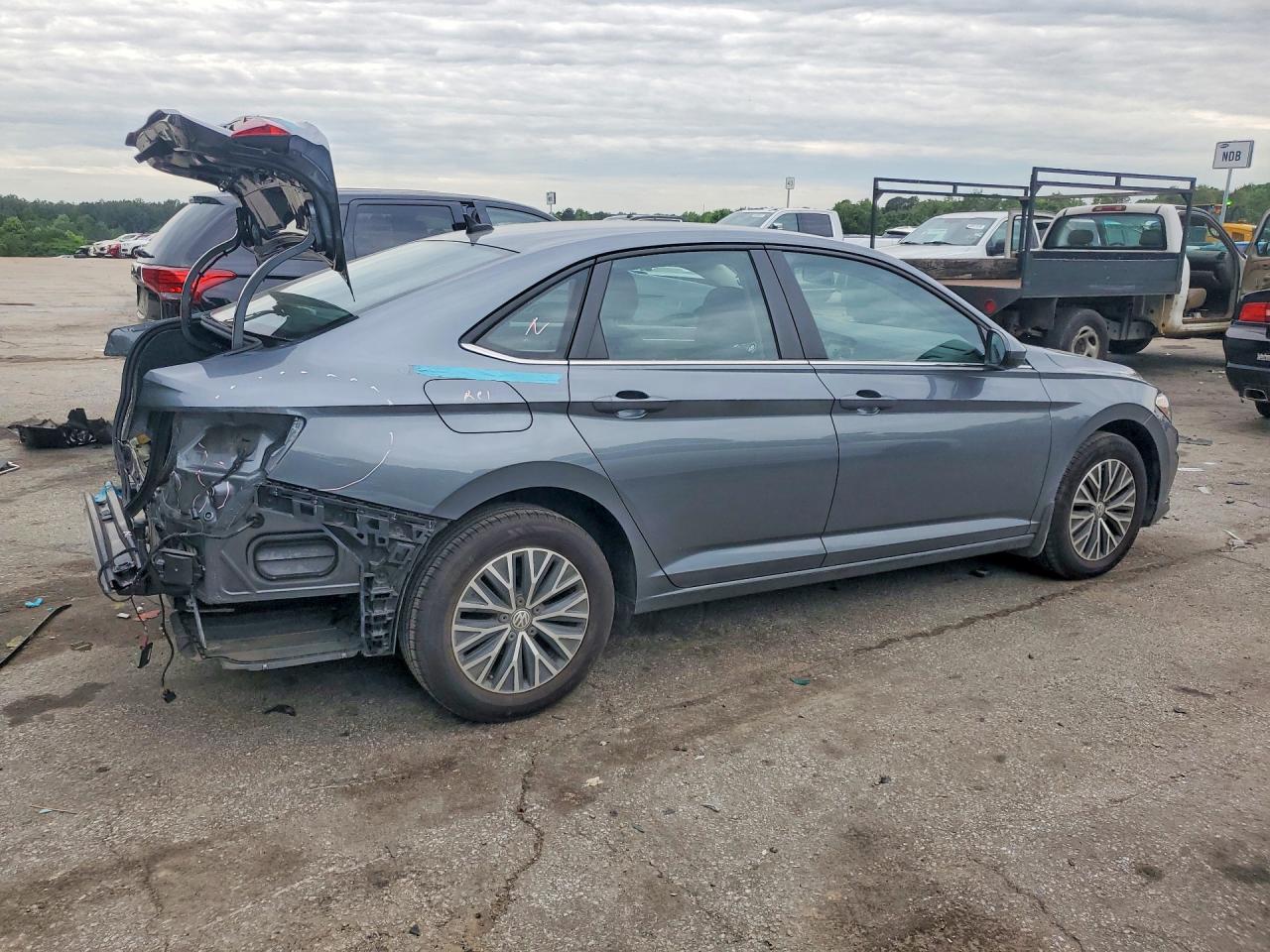Volkswagen Jetta S