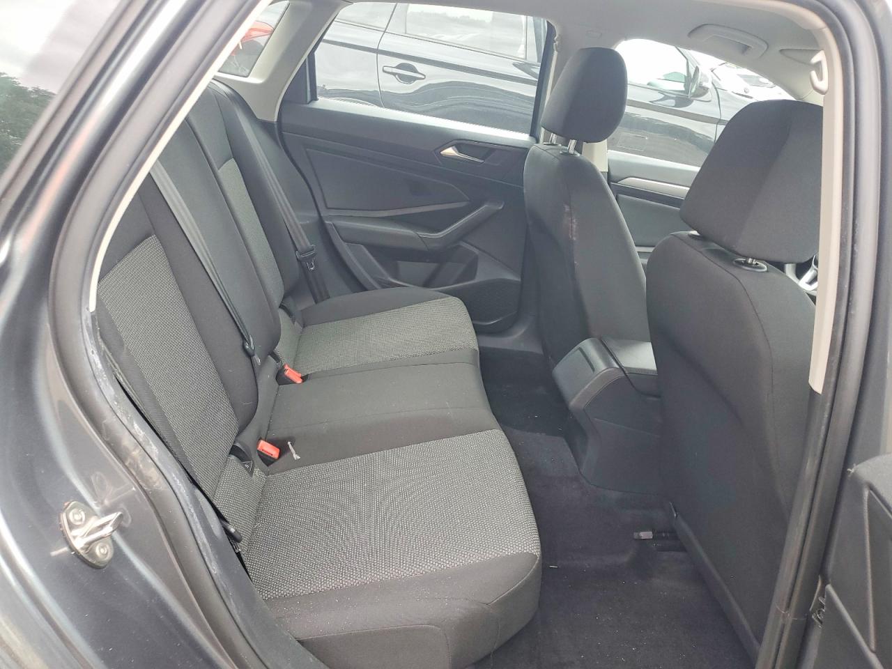 Volkswagen Jetta S