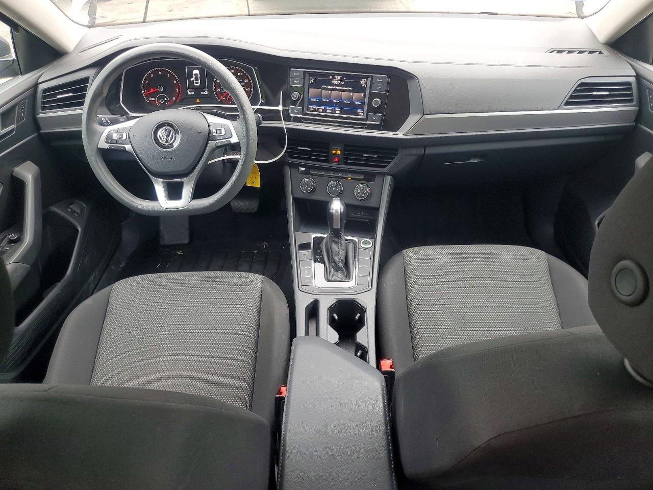 Volkswagen Jetta S