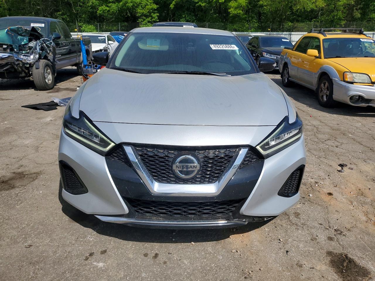 Nissan Maxima Sv
