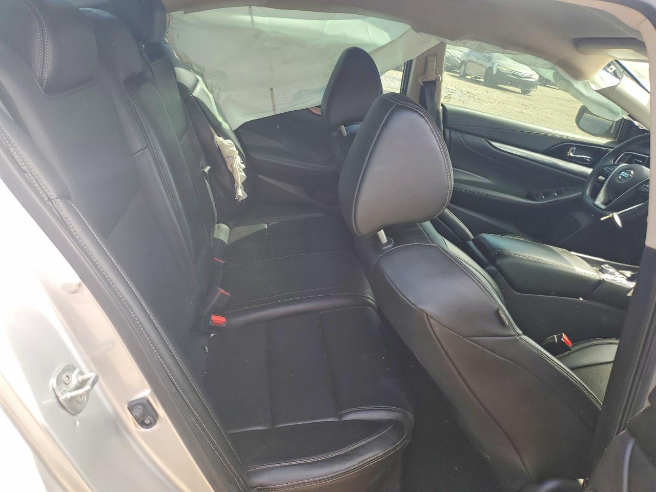Nissan Maxima Sv