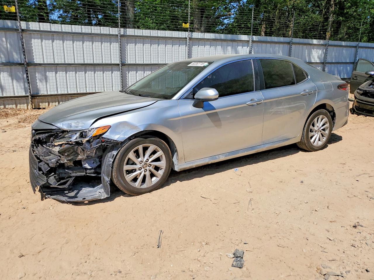 Salvage Toyota Camry Image