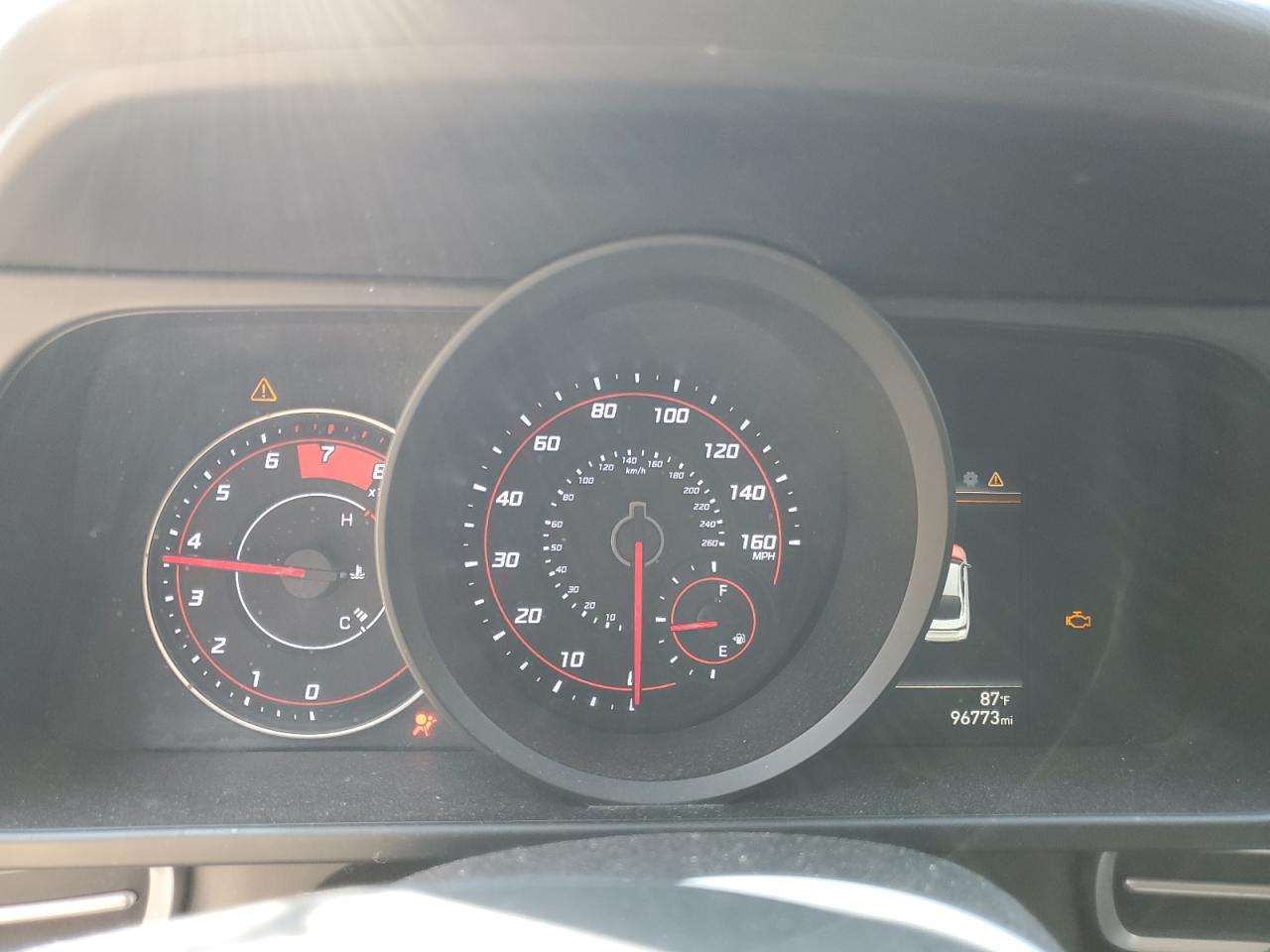 Hyundai ELANTRA Sel