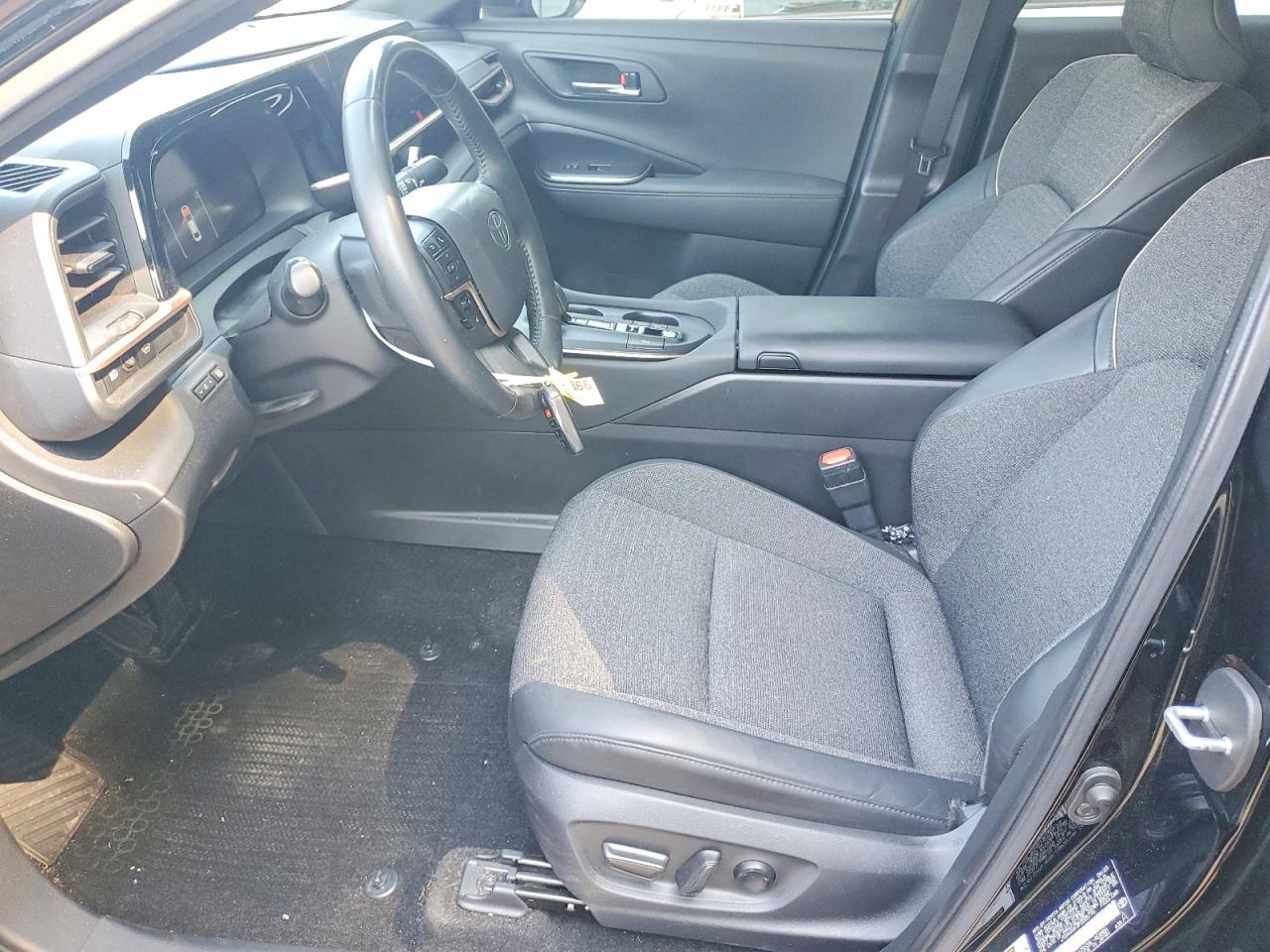 Toyota Crown Xle Xle