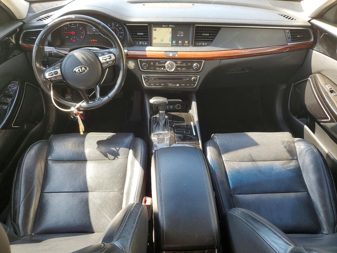 Kia Cadenza Premium