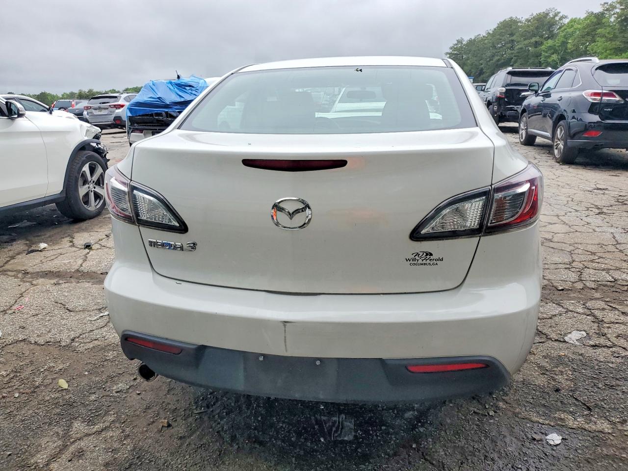 Mazda 3 I