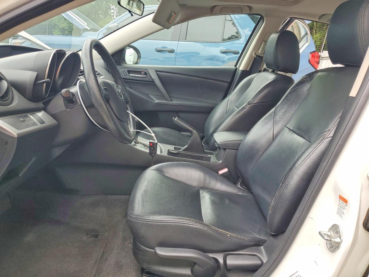 Mazda 3 I