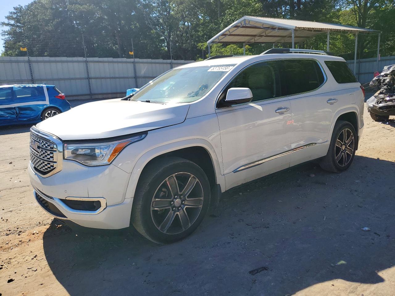 Salvage GMC Acadia Image