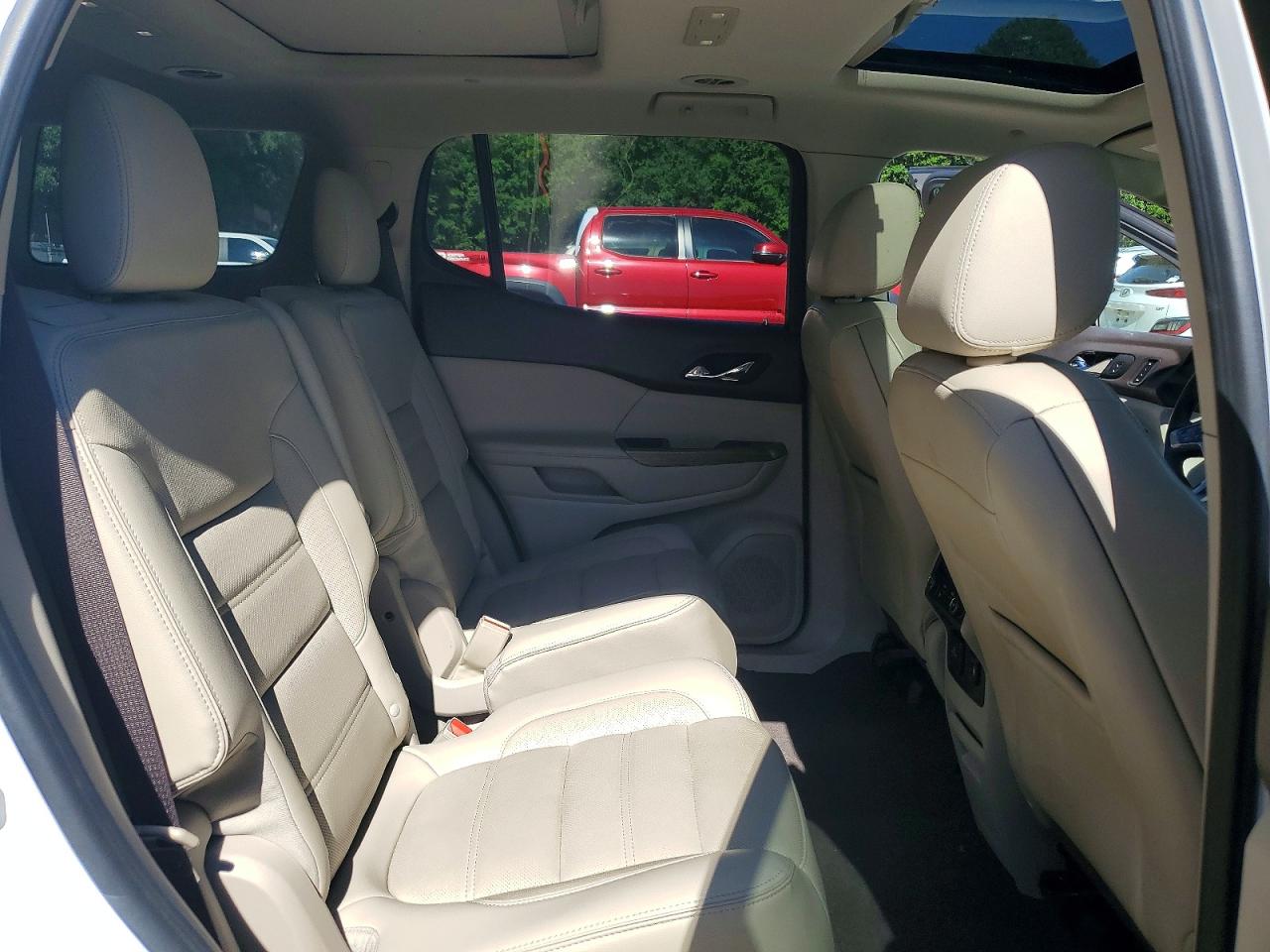 GMC Acadia Denali