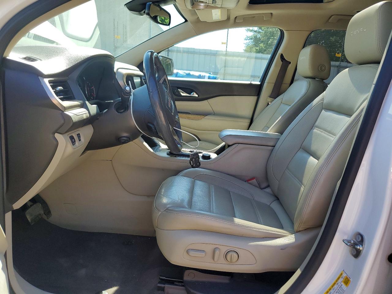 GMC Acadia Denali