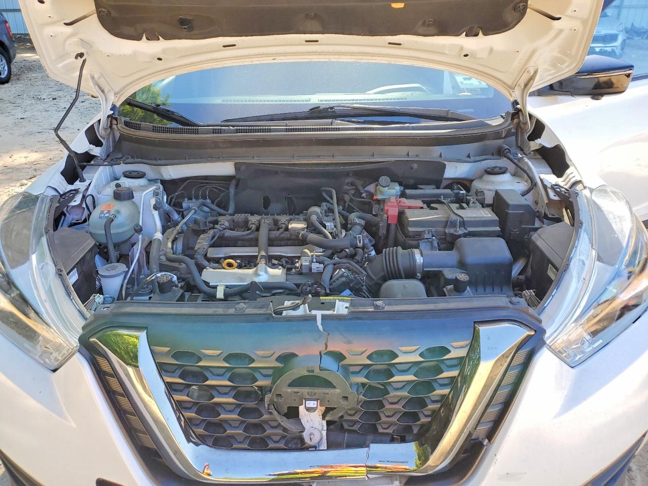 Nissan Kicks Sr