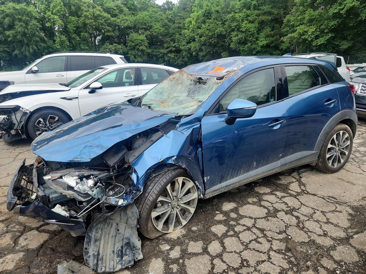 Salvage Mazda Cx Image