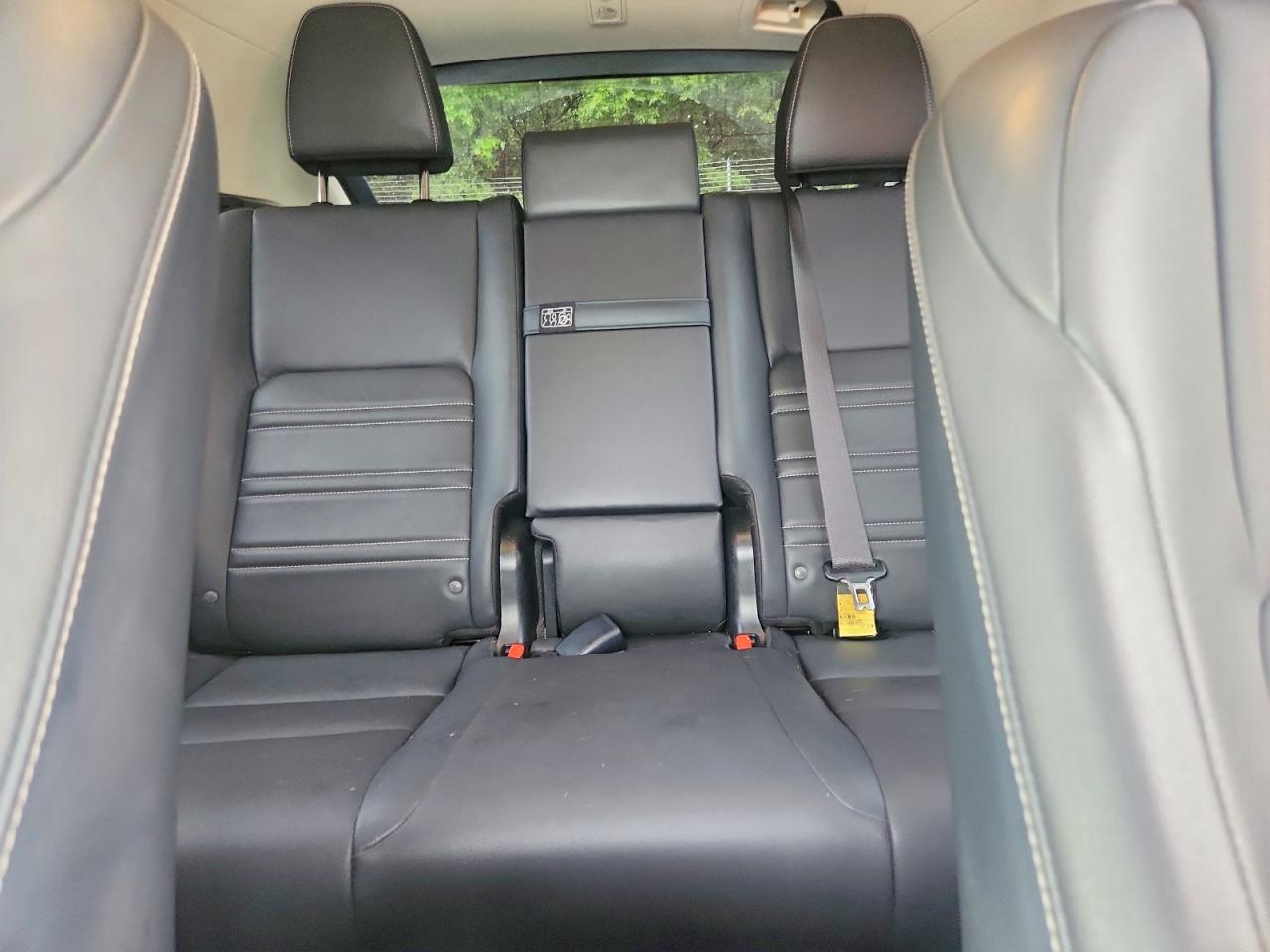 Lexus NX Base