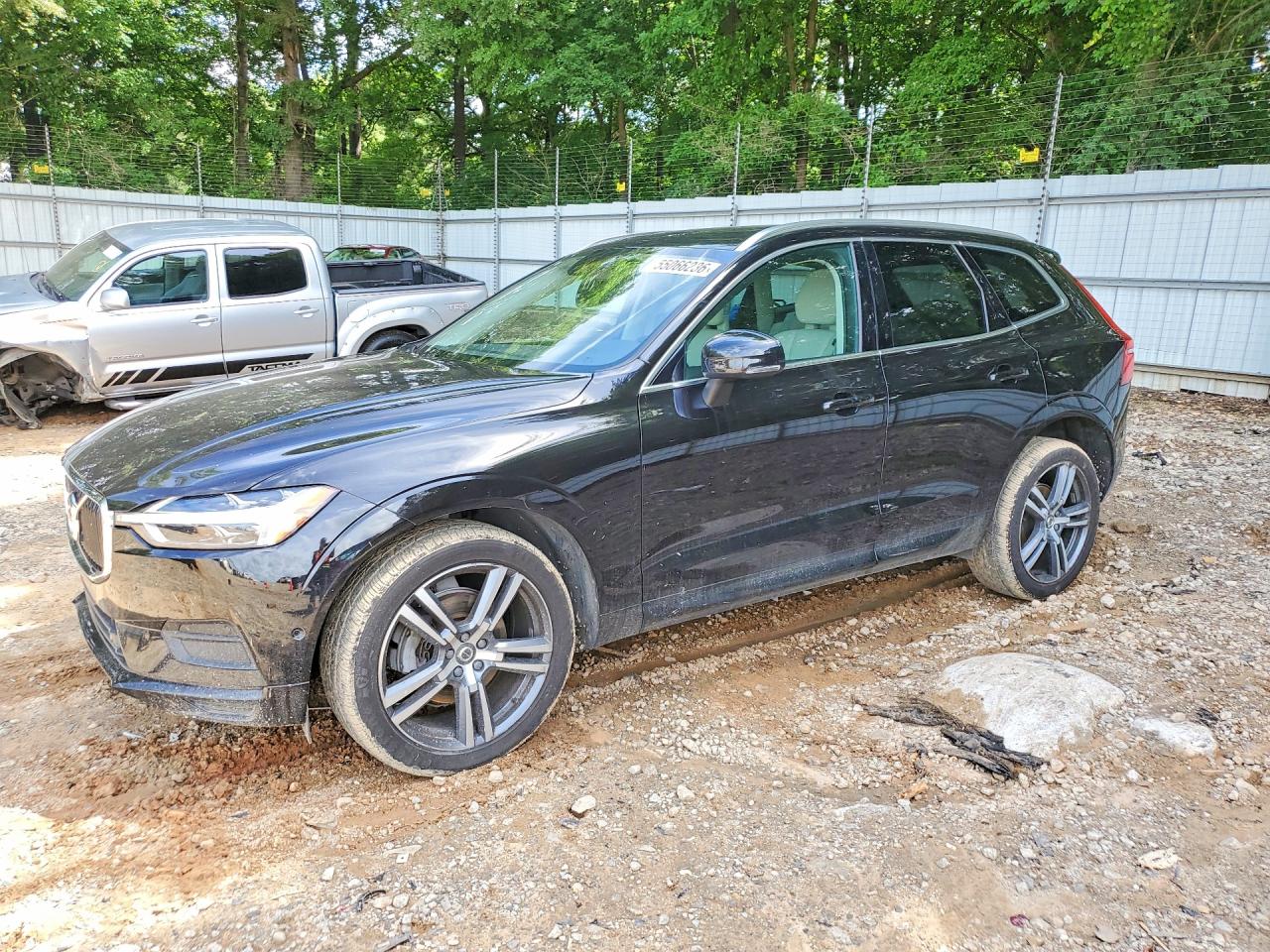 Salvage Volvo XC60 Image
