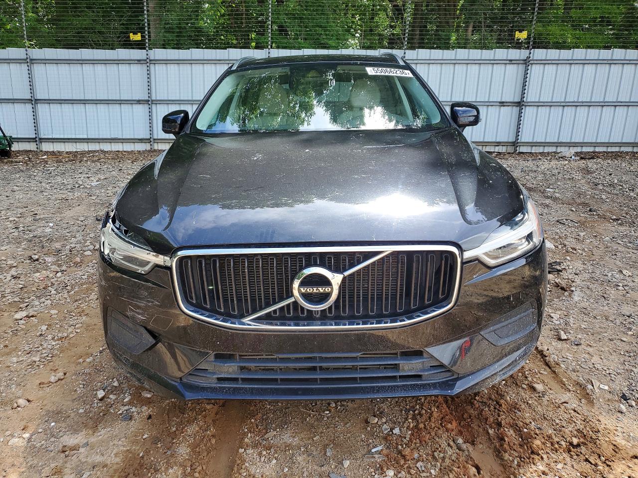 Volvo XC60 T5 Momentum