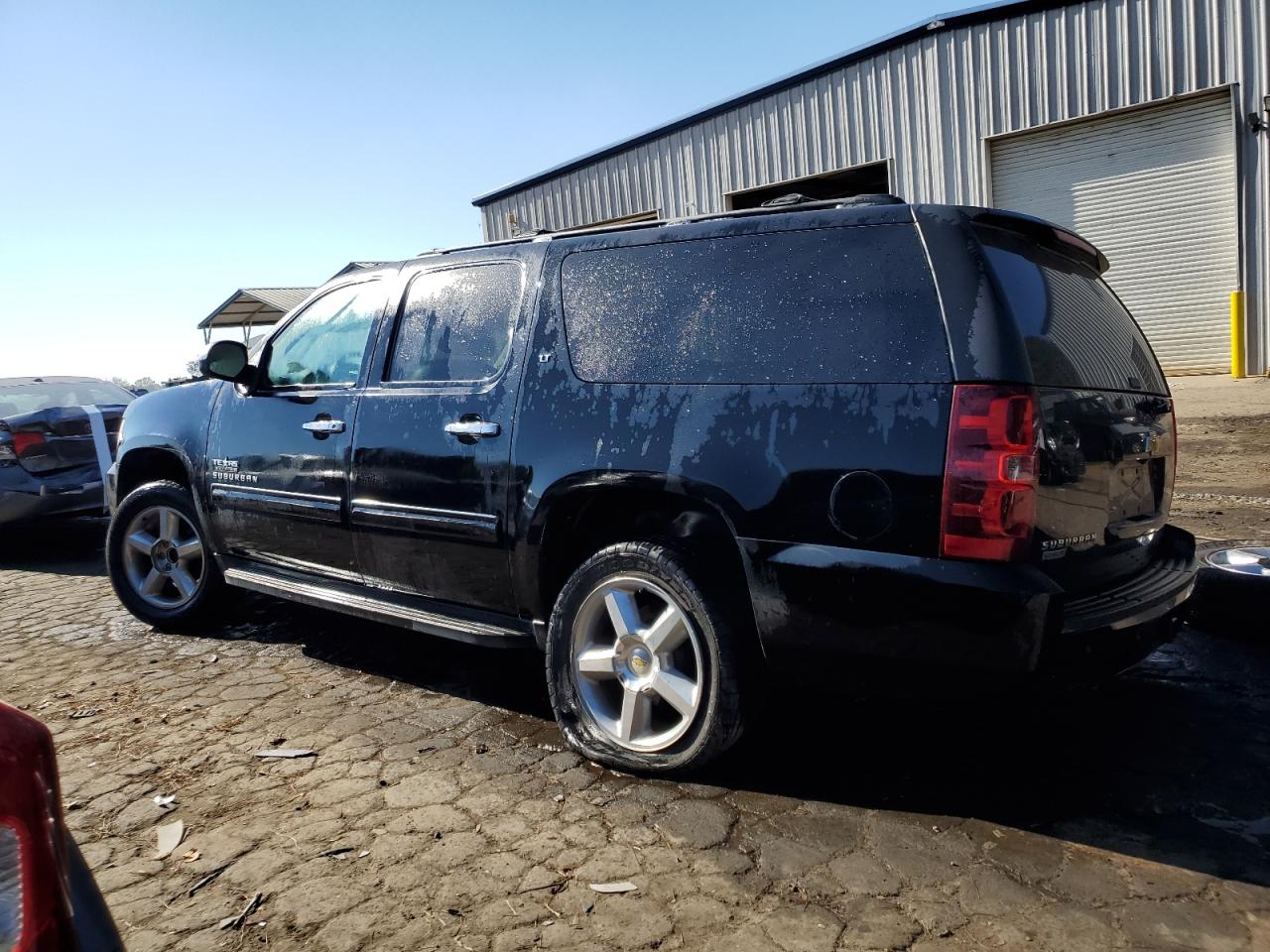 Chevrolet Suburban C1500 Lt