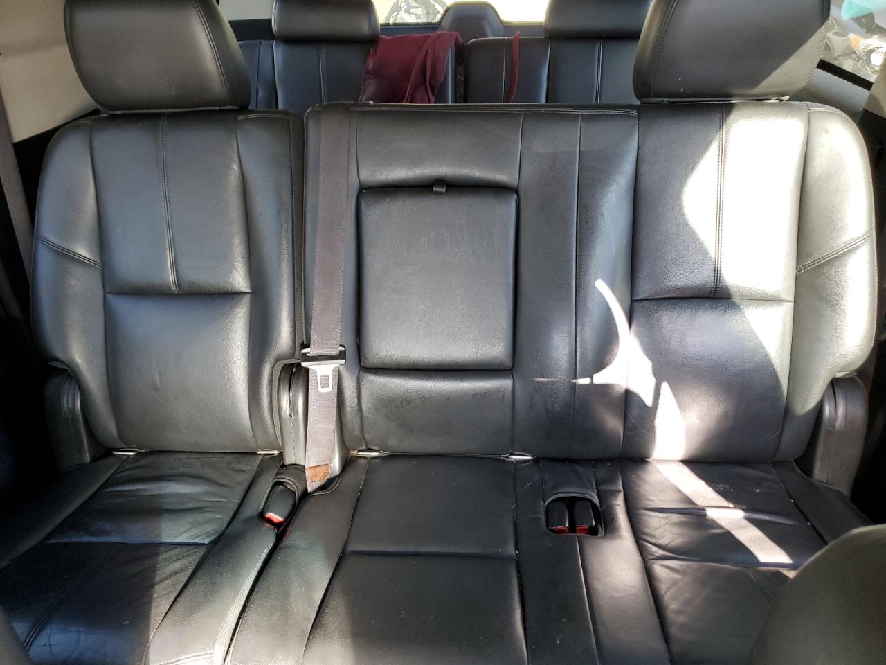 Chevrolet Suburban C1500 Lt