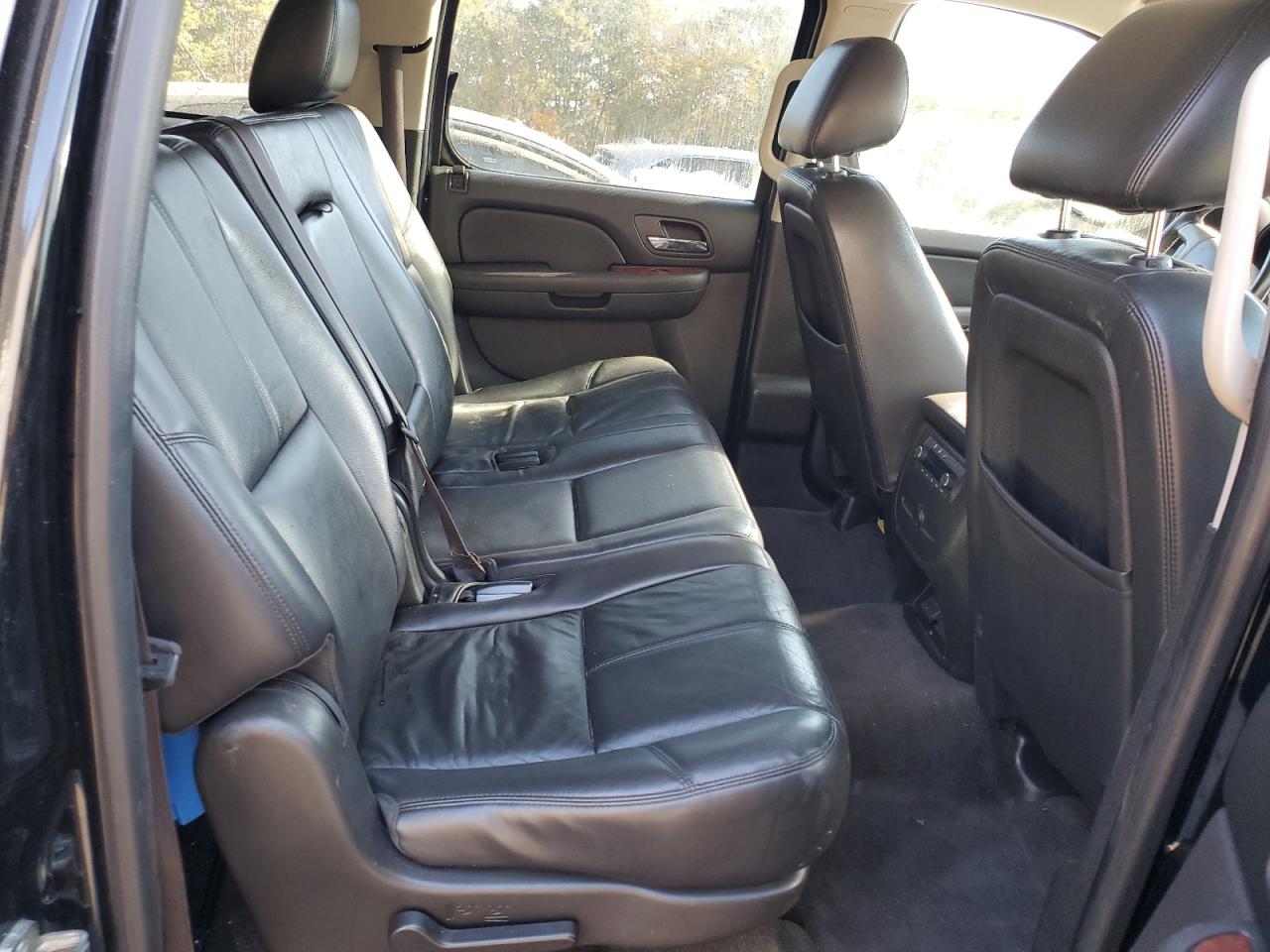 Chevrolet Suburban C1500 Lt