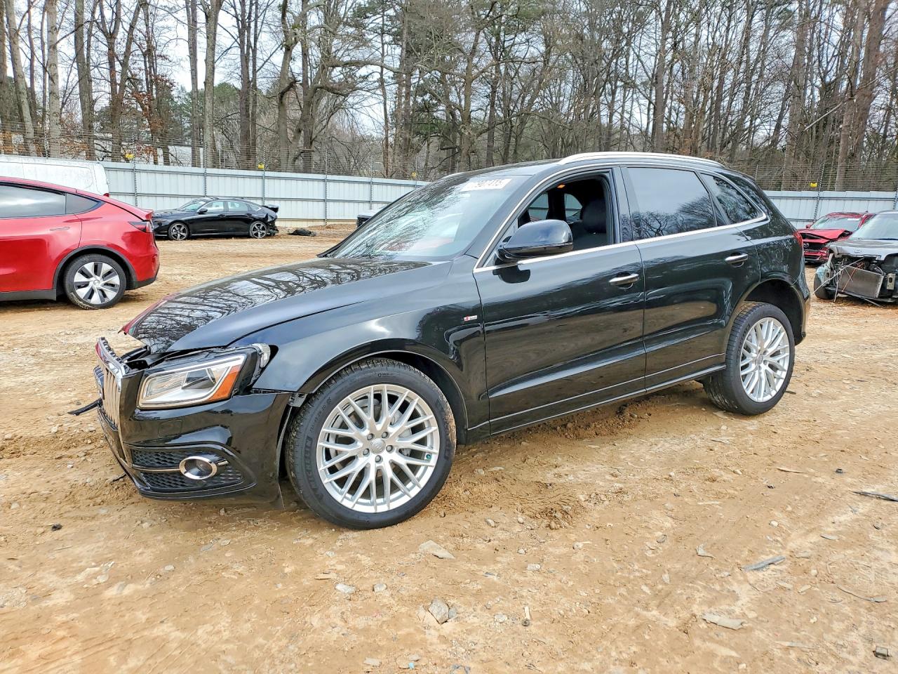 Salvage Audi Q5 Image