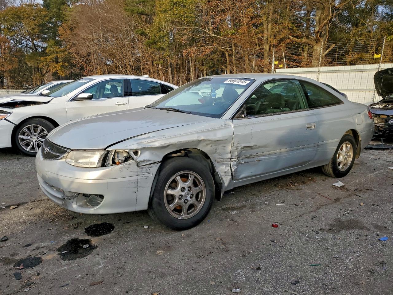 Salvage Toyota Camry Image