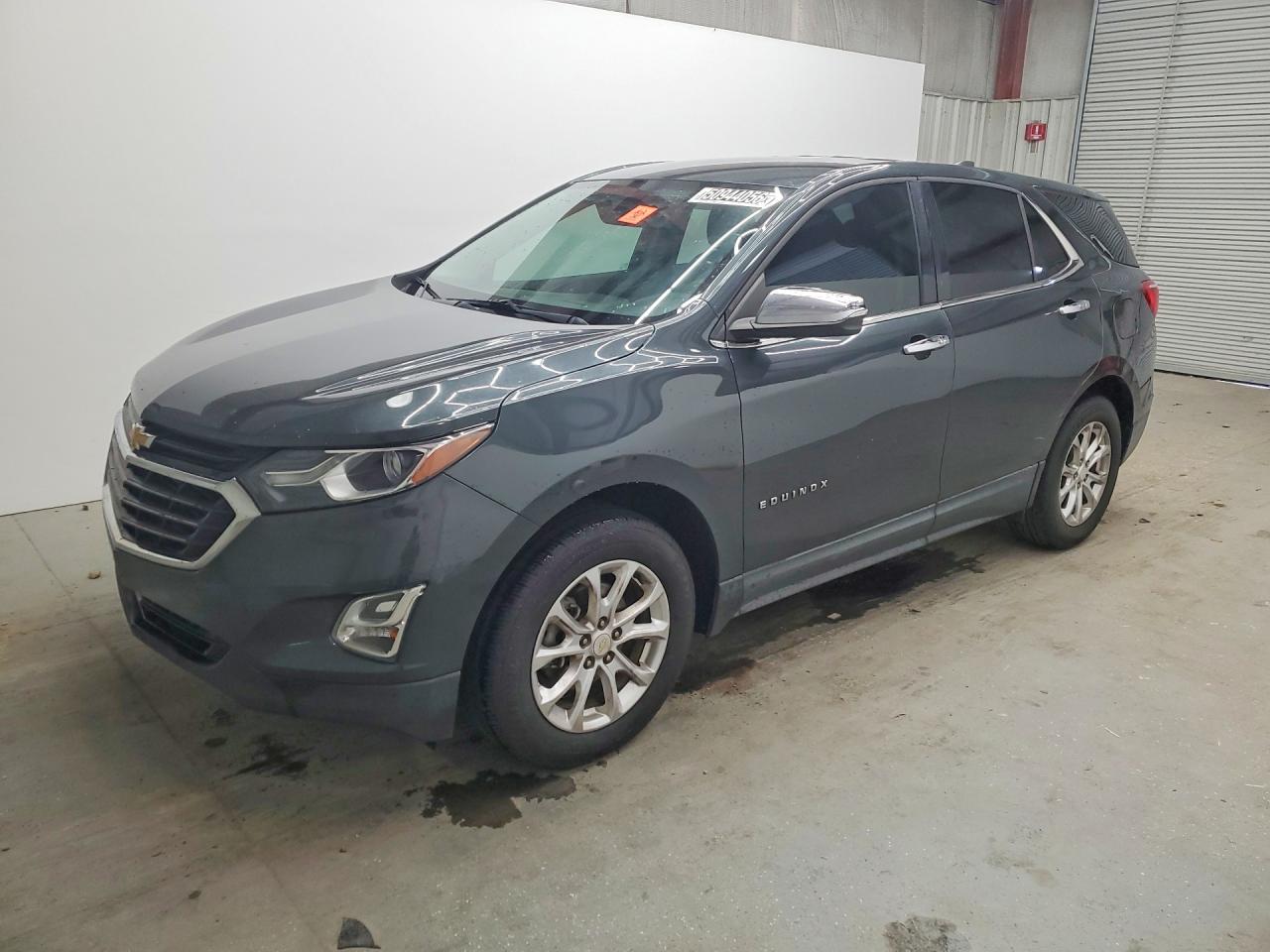 Salvage Chevrolet Equinox Image