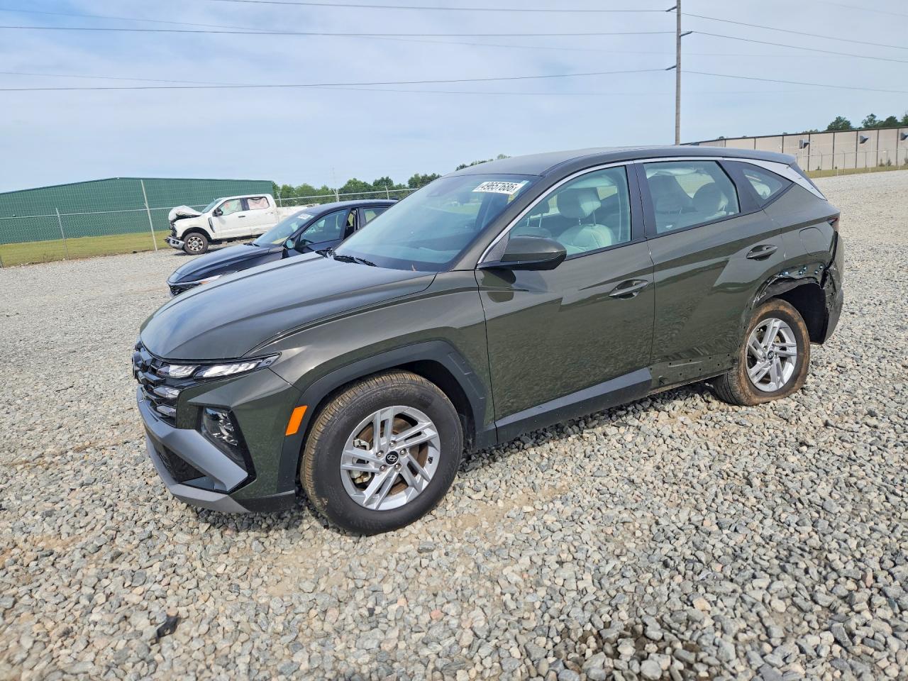 Salvage Hyundai TUCSON Image