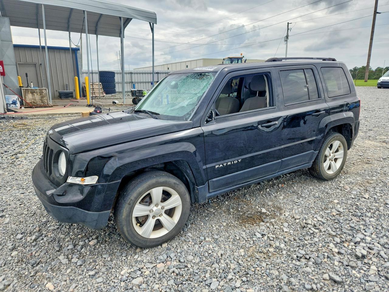 Salvage Jeep Patriot Image