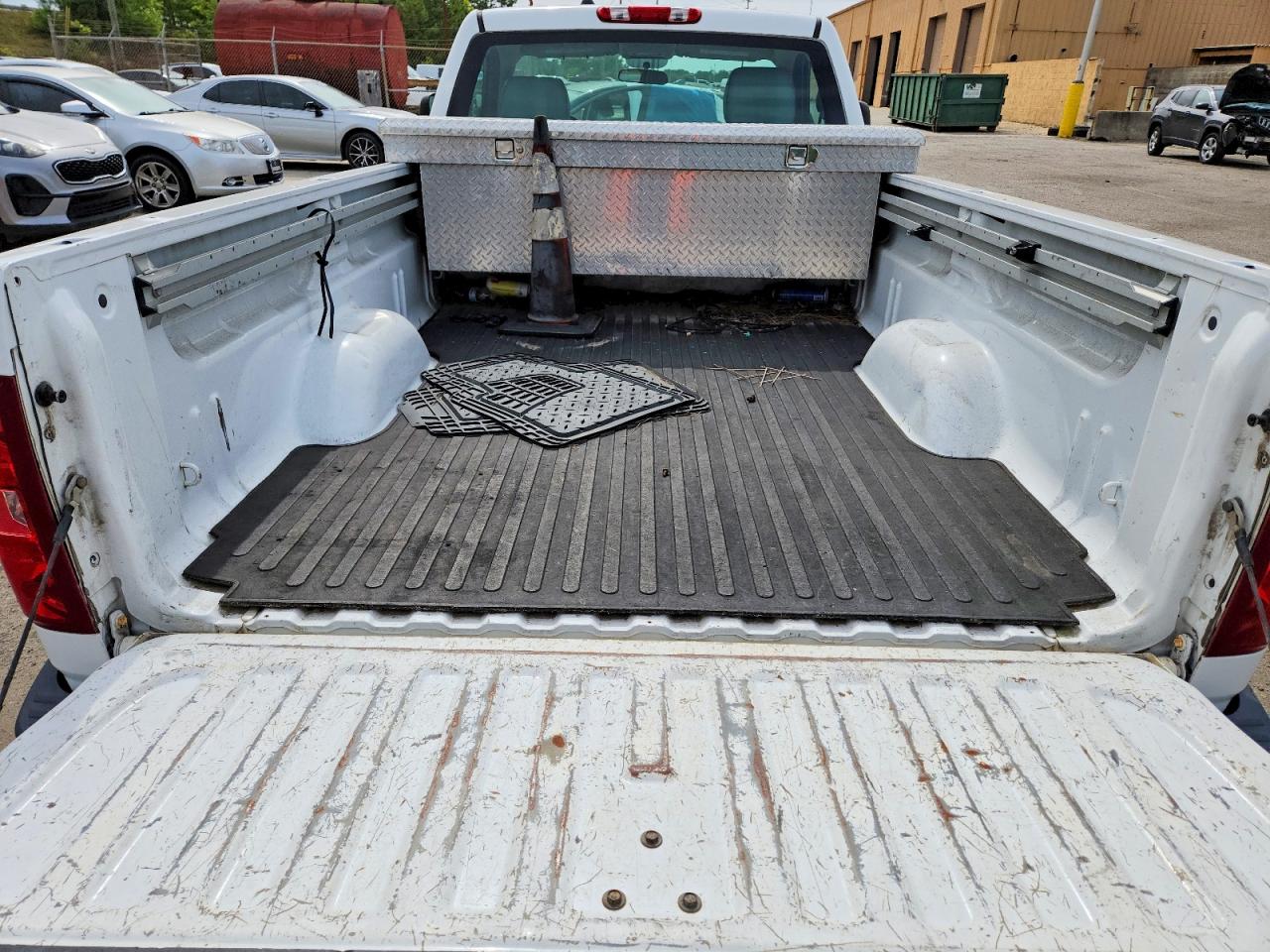 Chevrolet Silverado C1500