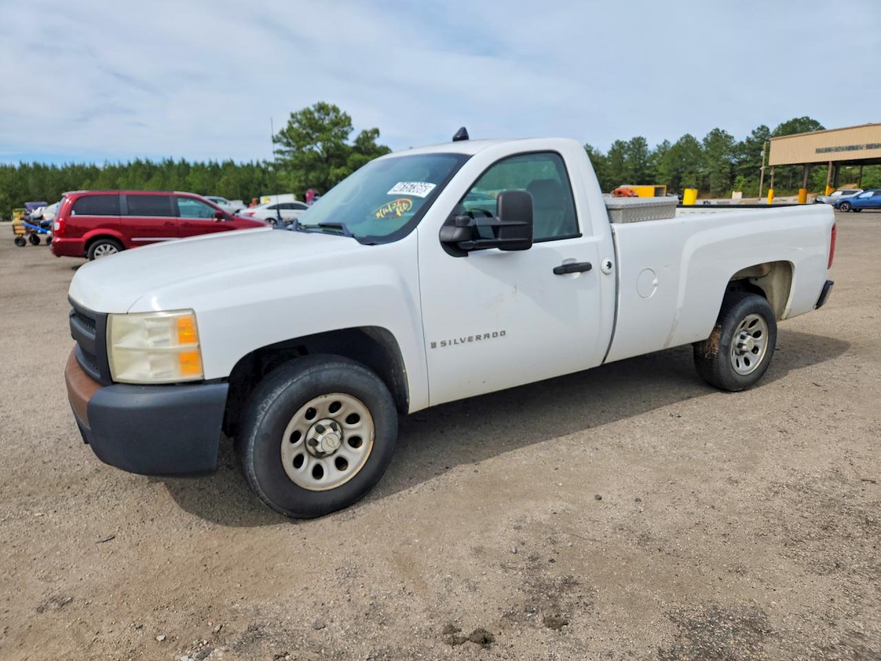 Salvage Chevrolet Silverado Image